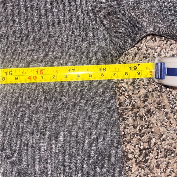 Las Vegas Graphic T-Shirt - Gray - Picture 5 of 7